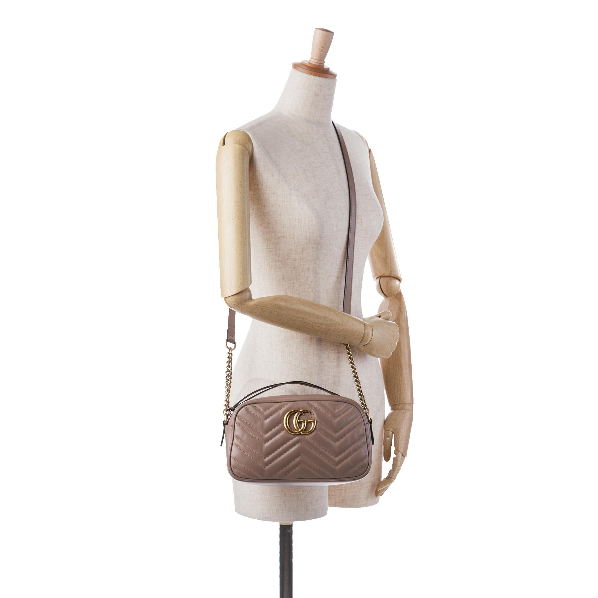 Gucci Small GG Marmont Matelasse Crossbody (SHG-g9CwWf)