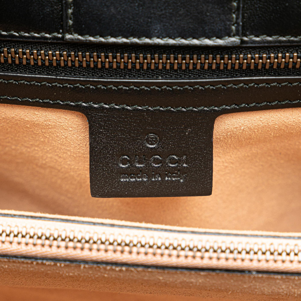 Gucci Small GG Marmont Matelasse Tote (SHG-SEH8S6)