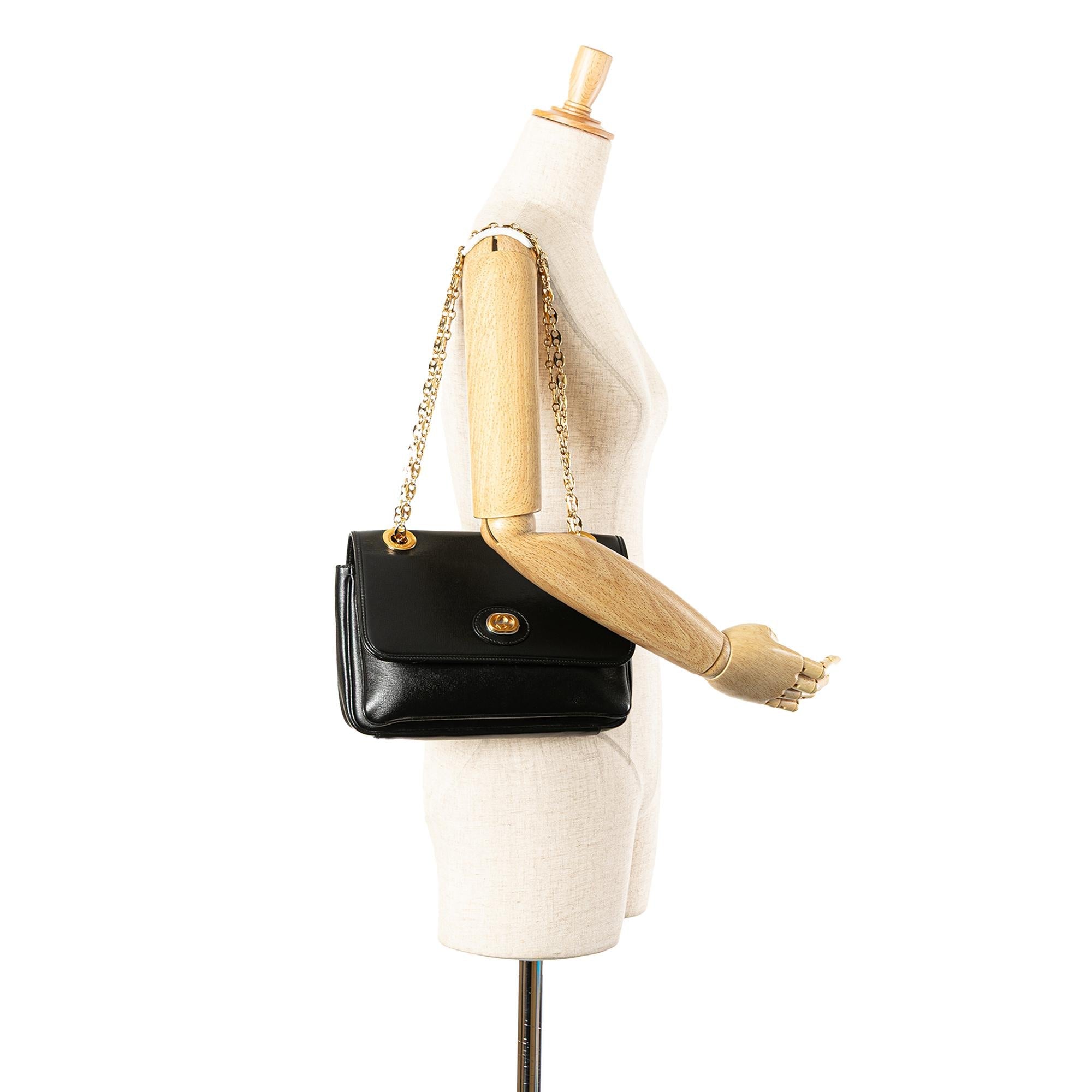 Gucci Small Leather Marina Chain Shoulder Bag