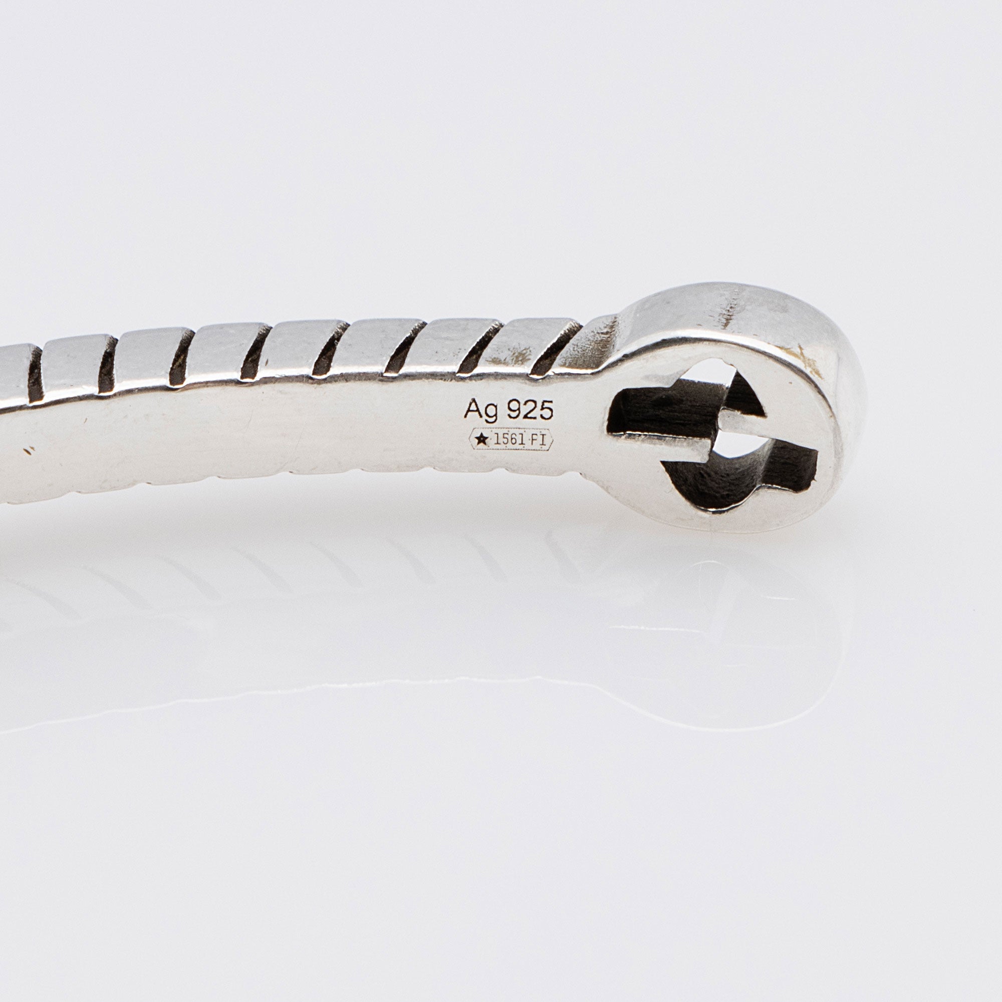 Gucci Sterling Silver Chain Interlocking G Station Cuff