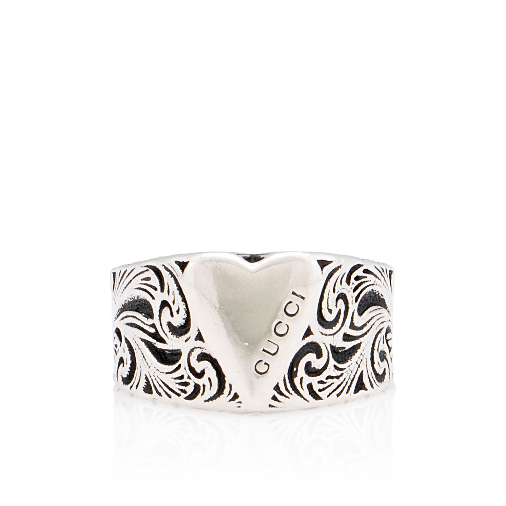 Gucci Sterling Silver Engraved Heart Ring - Size 8