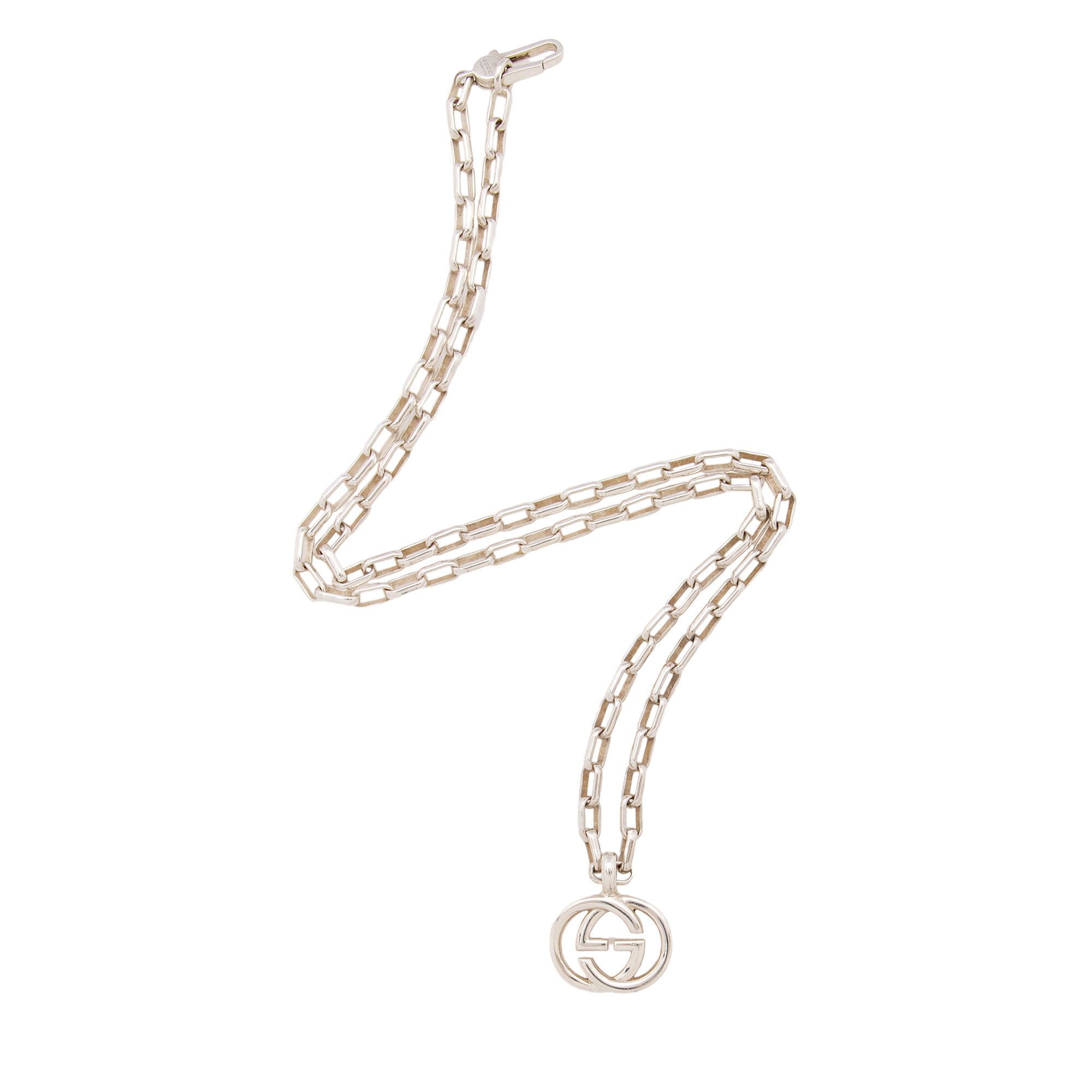 Gucci Sterling Silver Interlocking GG Pendant Necklace (SHF-tsIFyV)