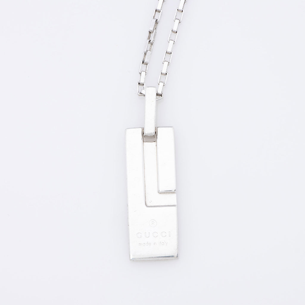 Gucci Sterling Silver Logo Plate Chain Link Necklace