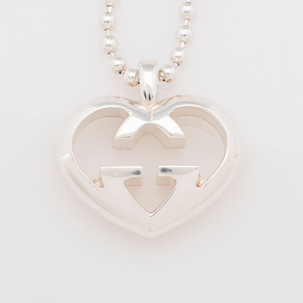 Gucci Sterling Silver Love Britt Heart Necklace (SHF-j4mZmc)