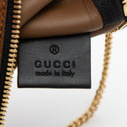 Gucci Suede Pochette (SHF-EPOUz5)