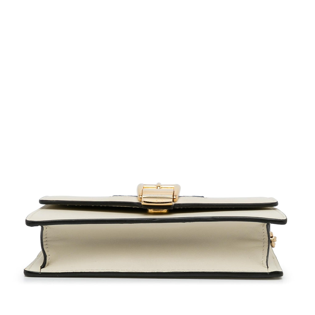 Gucci Super Mini Sylvie Chain Bag (SHG-yNIHwW)