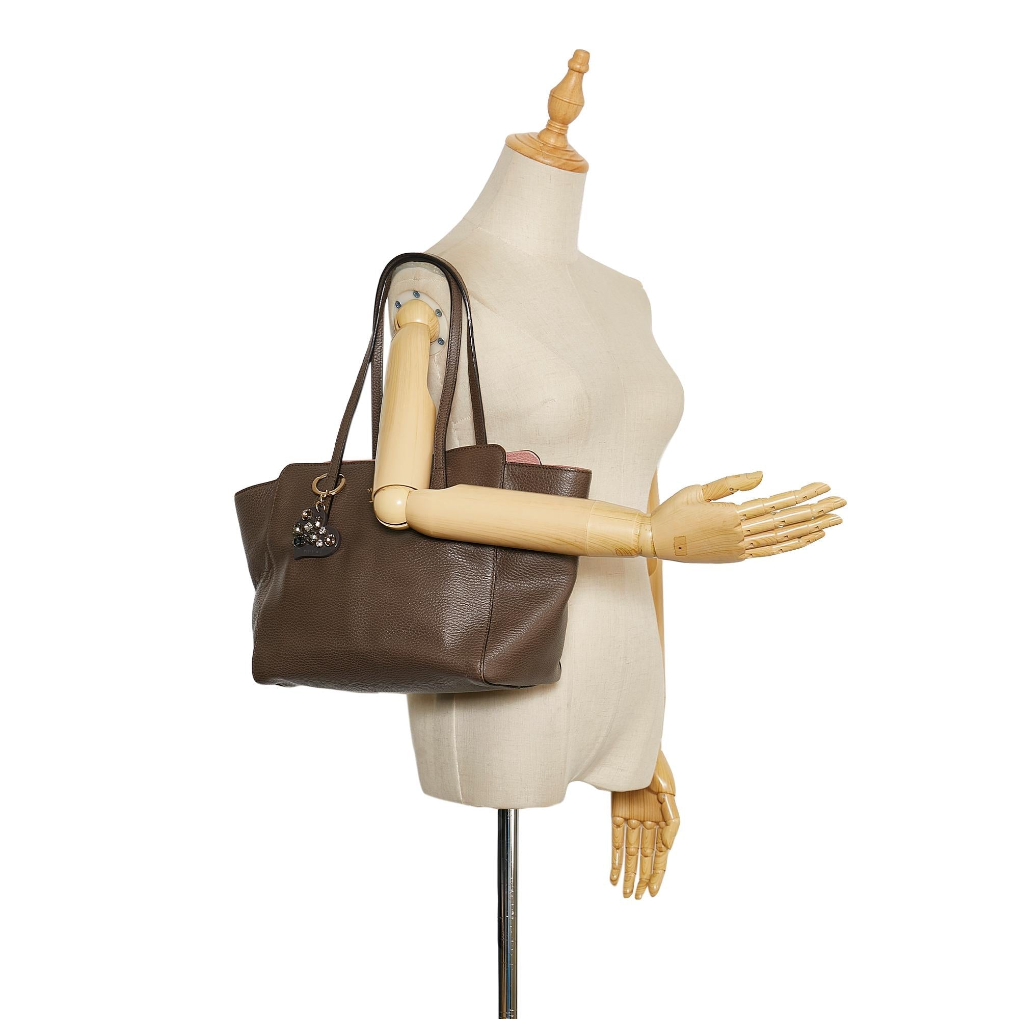 Gucci Swing Leather Tote Bag (SHG-35612)