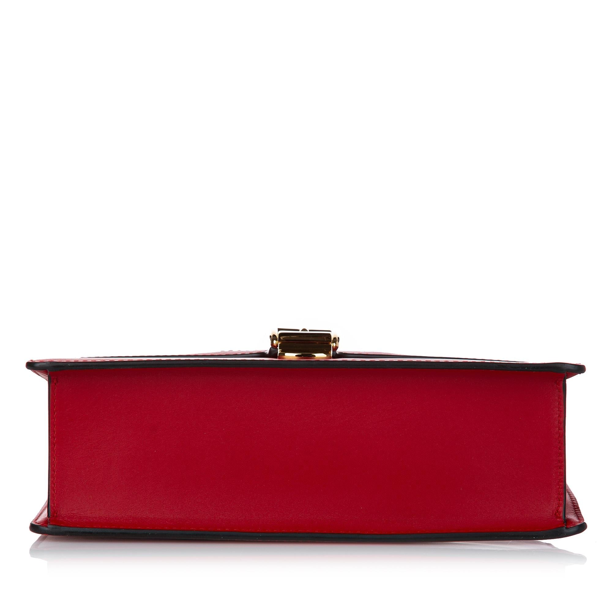 Gucci Sylvie Leather Crossbody Bag (SHG-30448)