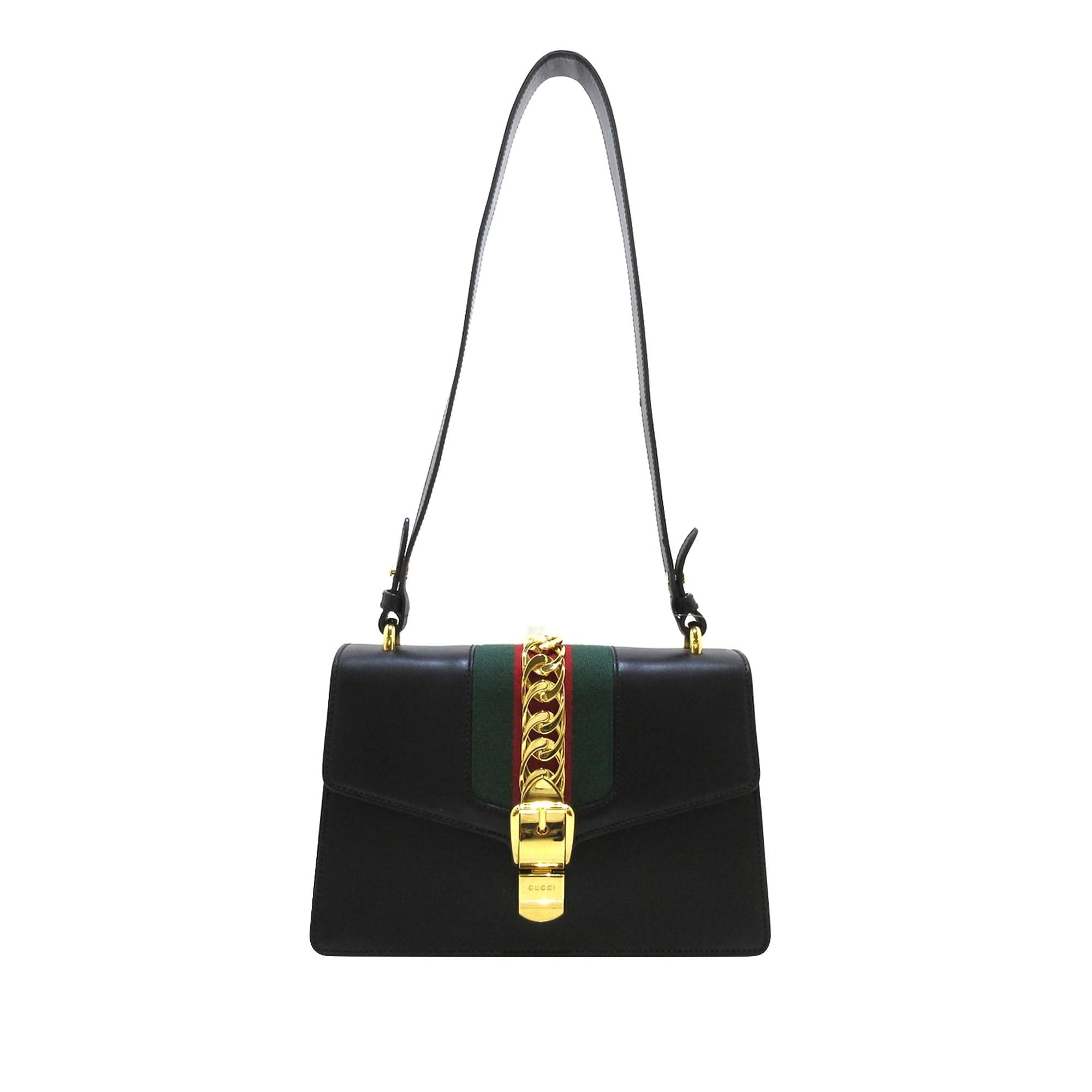 Gucci Sylvie Shoulder Bag (SHG-exQkPs)