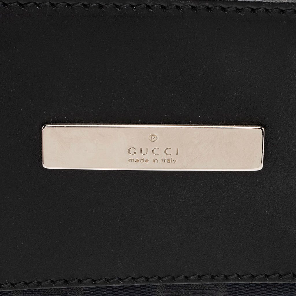 Gucci Vintage GG Canvas Messenger (SHF-jzVt7I)