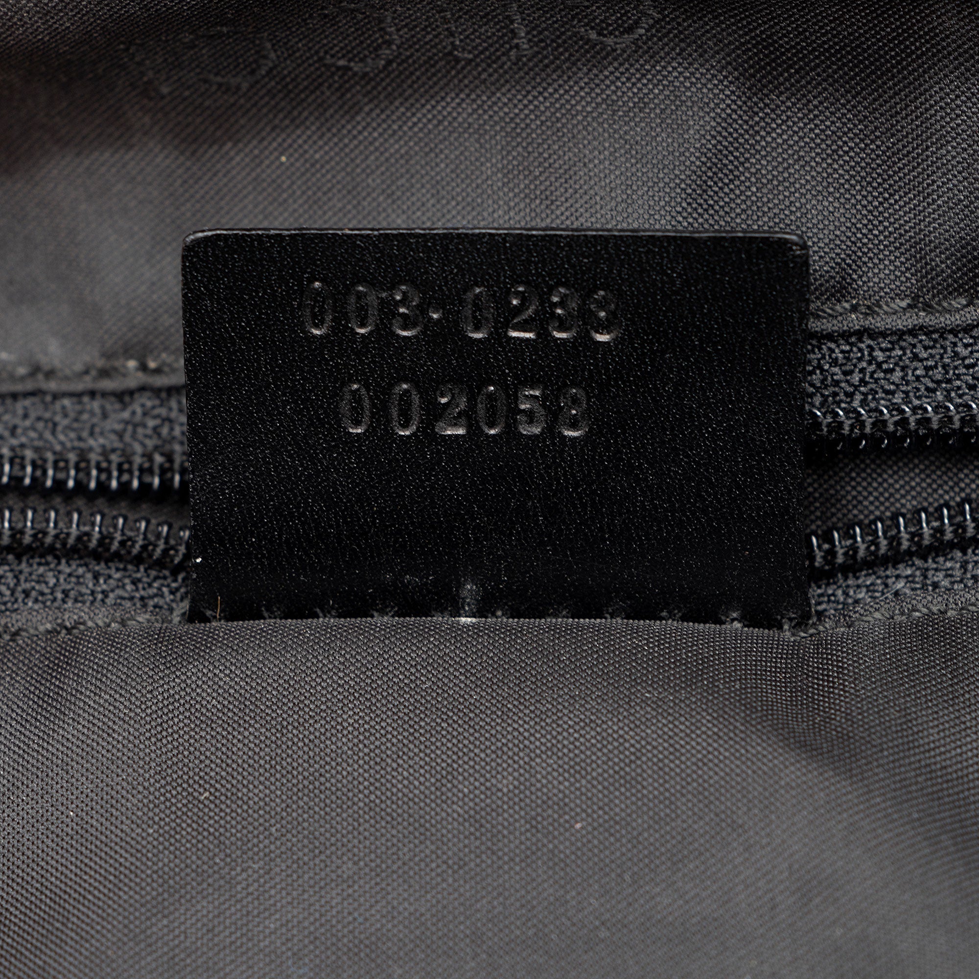 Gucci Vintage Nylon Backpack (SHF-B0jNII)