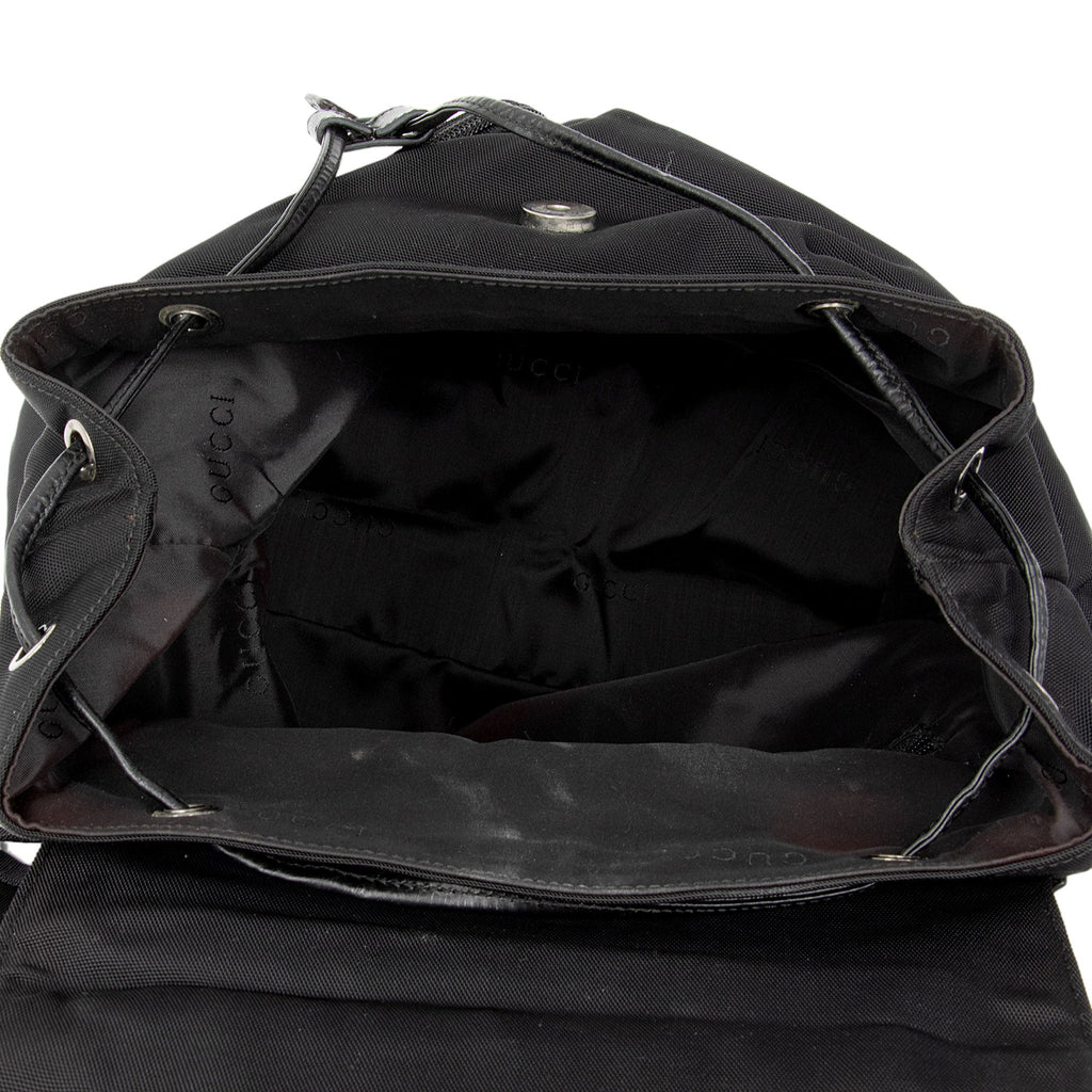 Gucci Vintage Nylon Backpack (SHF-B0jNII)