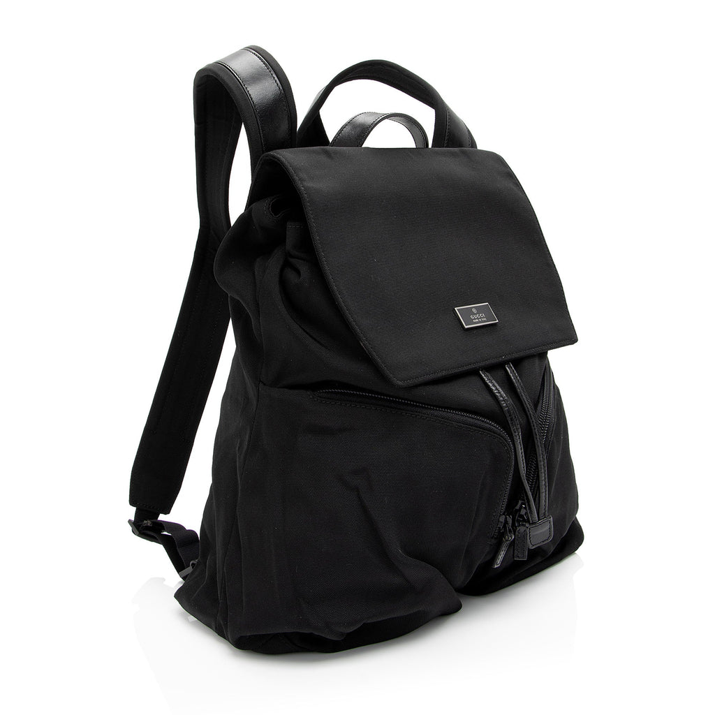 Gucci Vintage Nylon Backpack (SHF-B0jNII)
