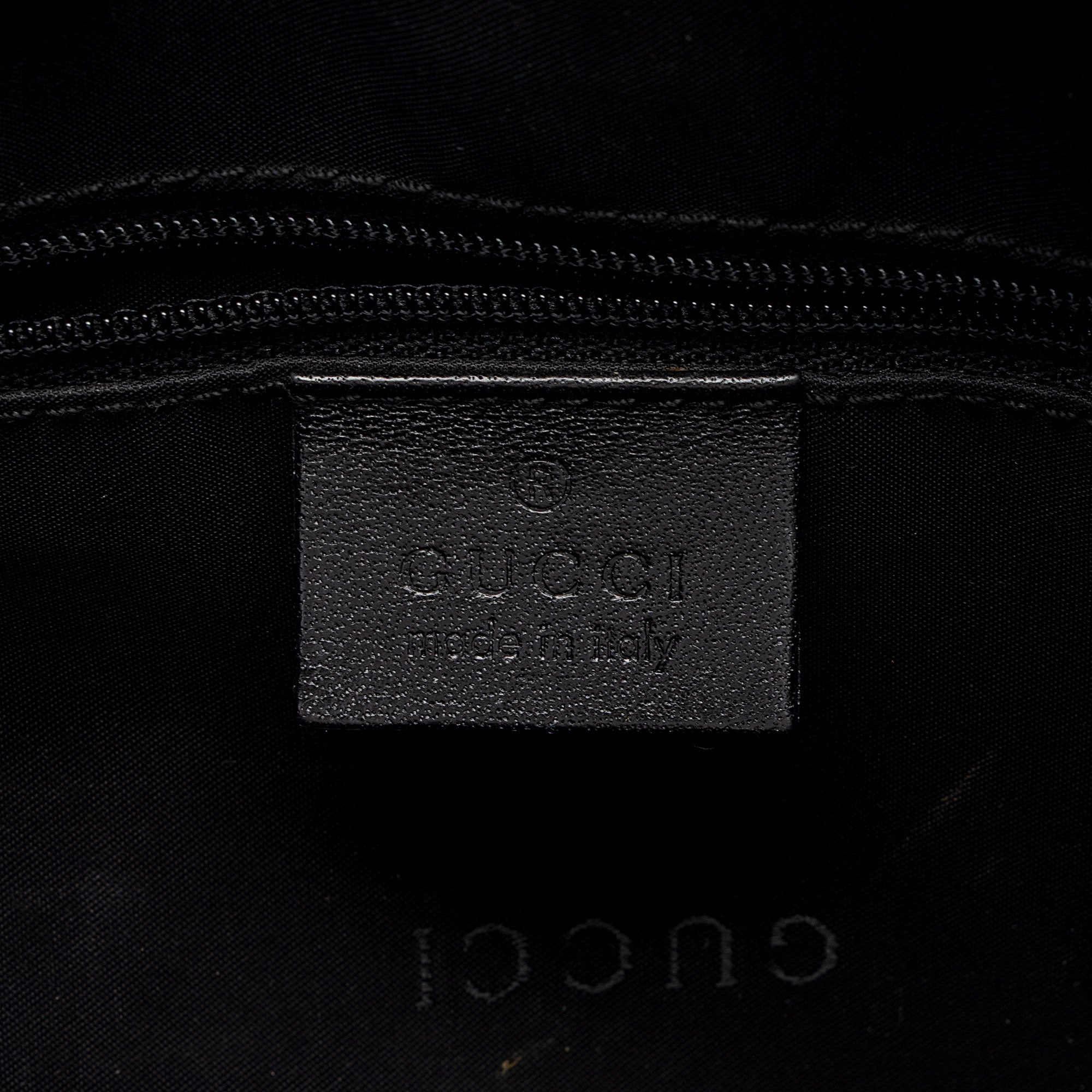 Gucci Vintage Nylon Bamboo Hobo (SHF-4WRjjt)