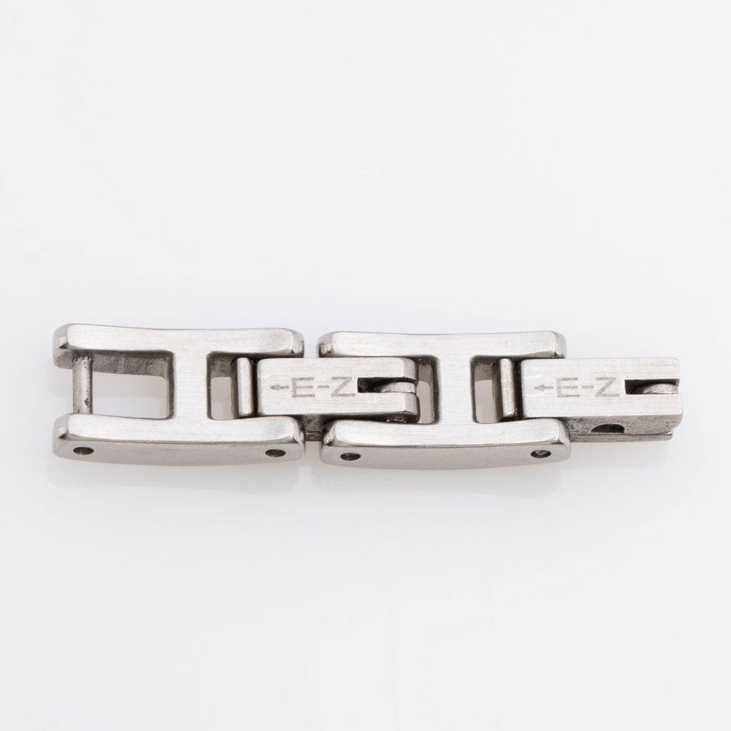Gucci Vintage Stainless Steel 3900 Watch (SHF-XvfDLk)