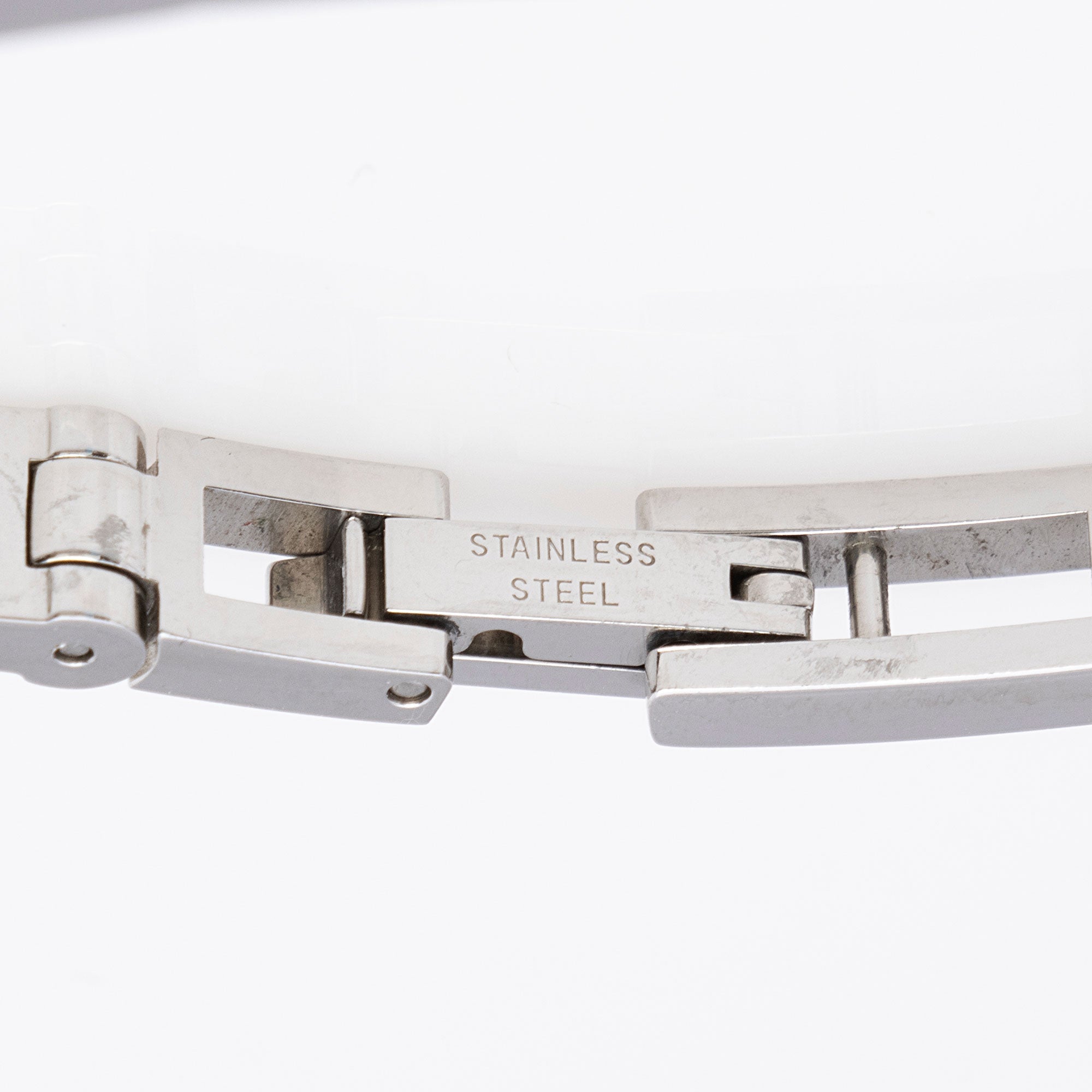Gucci Vintage Stainless Steel 3900 Watch (SHF-XvfDLk)