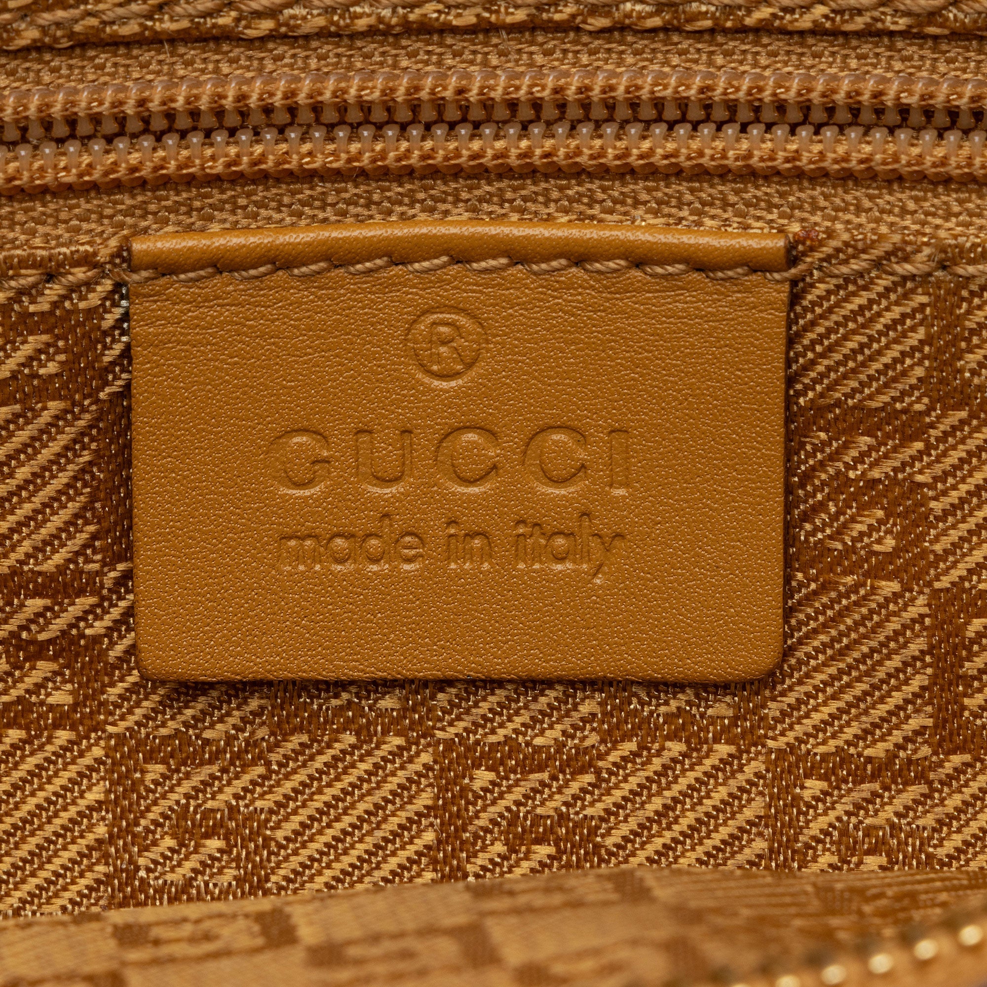 Gucci Vintage Suede Bamboo Medium Hobo (SHF-3Ppy3r)
