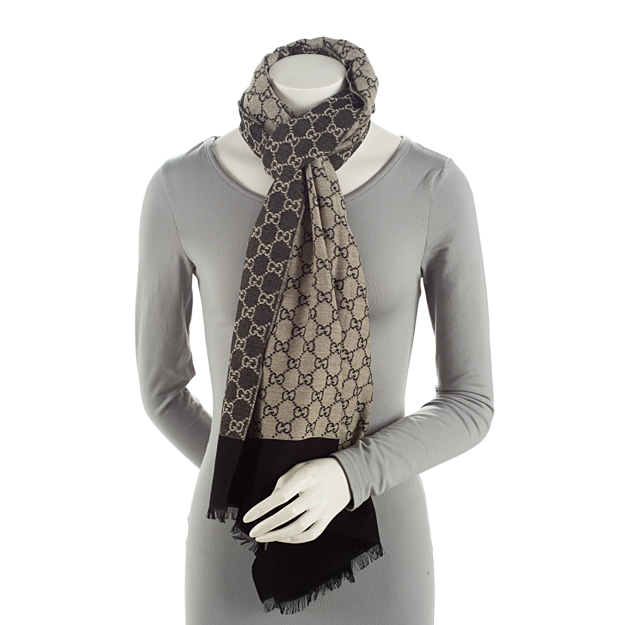 Gucci Wool Blend GG Jacquard Scarf (SHF-s1529X)