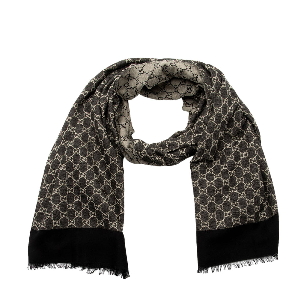 Gucci Wool Blend GG Jacquard Scarf (SHF-s1529X)