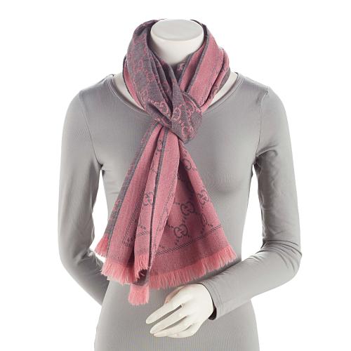 Gucci Wool GG Reversible Scarf (SHF-3woLAR)