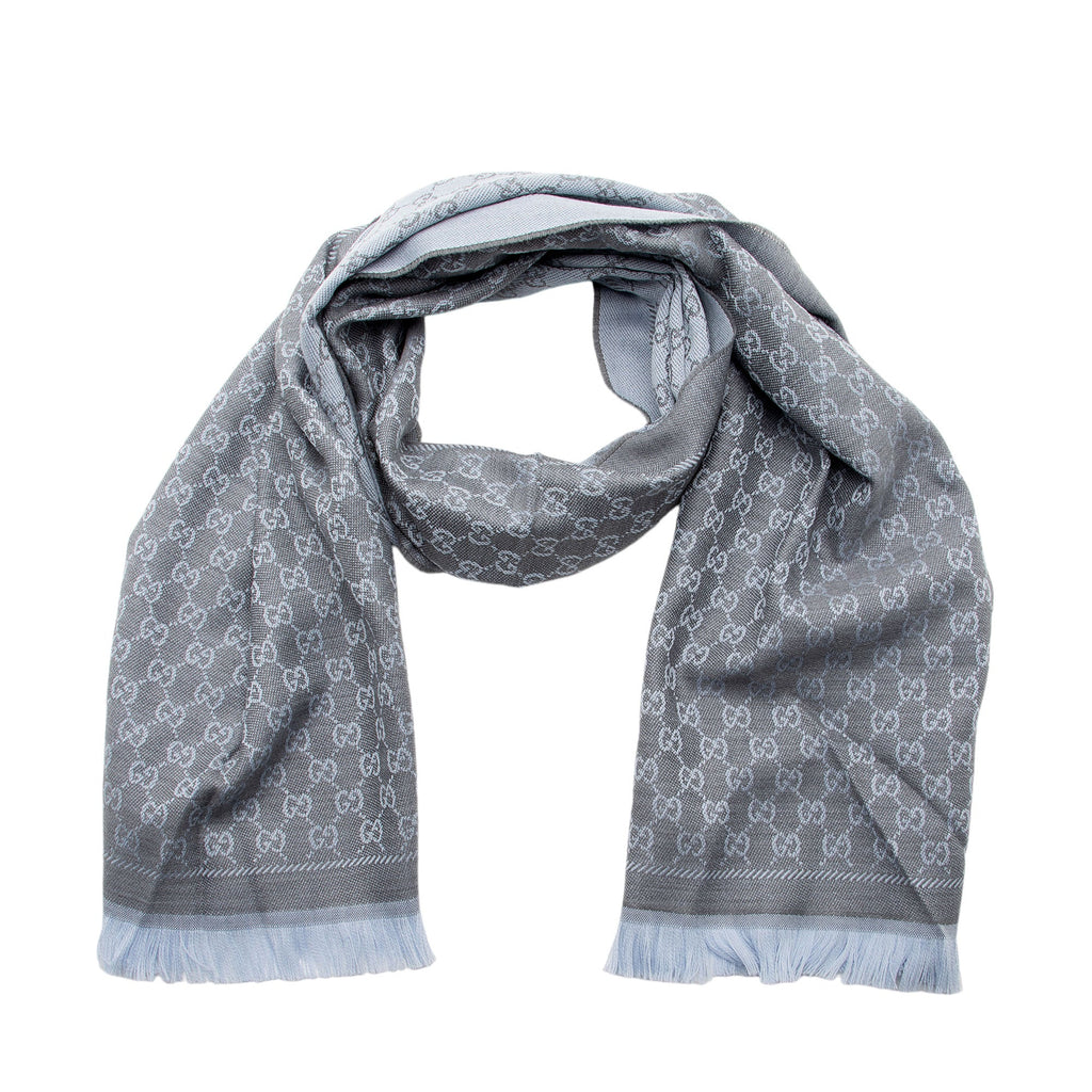 Gucci Wool GG Reversible Scarf (SHF-TI5mUu)