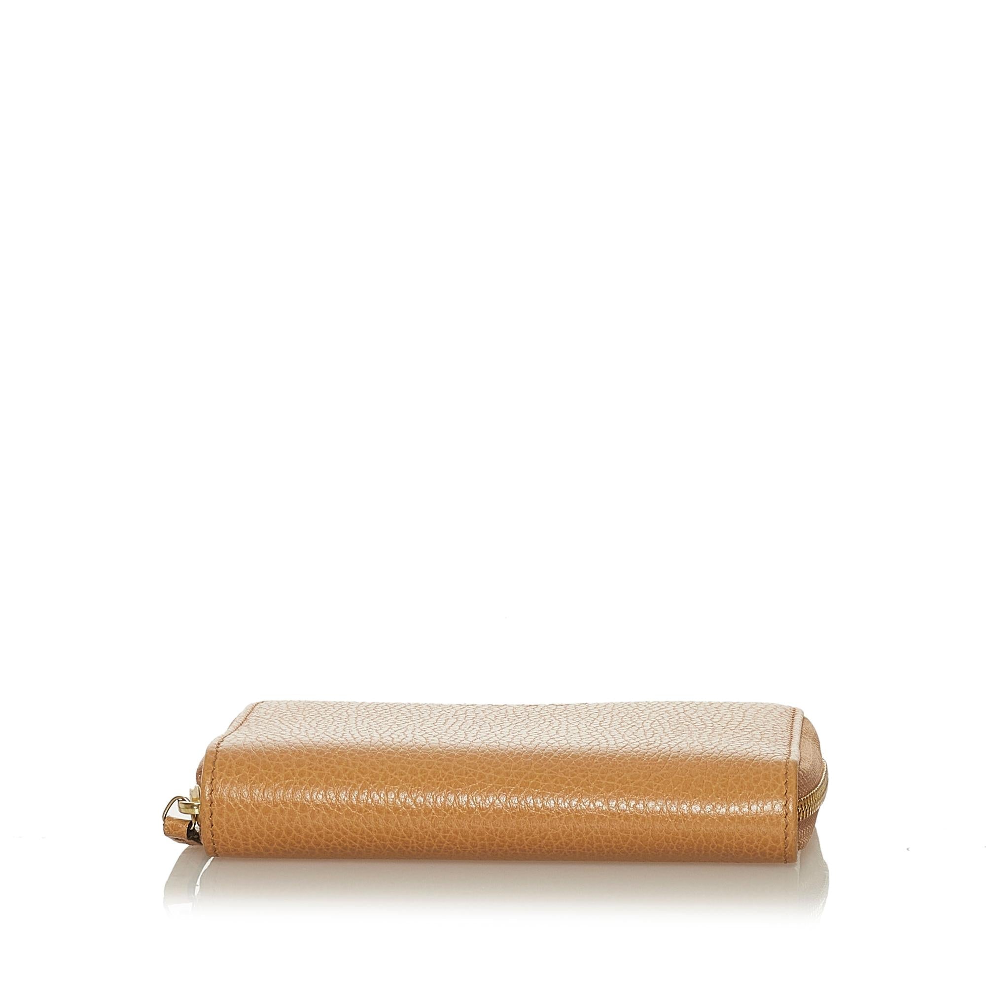 Gucci Zip Around Leather Wallet (SHG-34953)