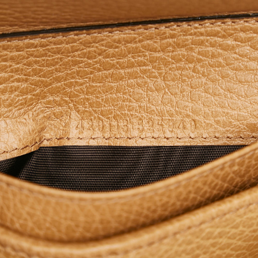 Gucci Zip Around Leather Wallet (SHG-34953)