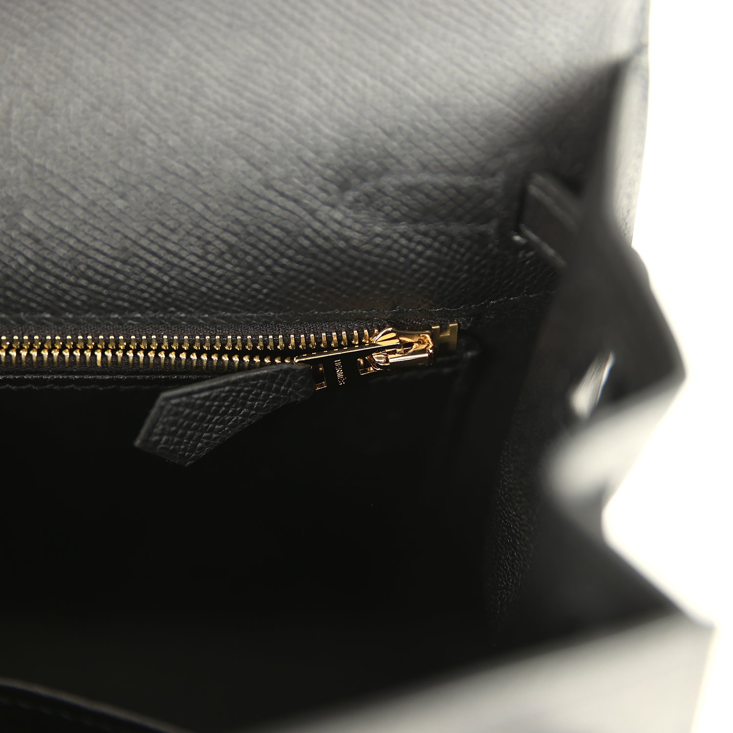 Hermes Kelly Sellier 25 Black Epsom Gold Hardware