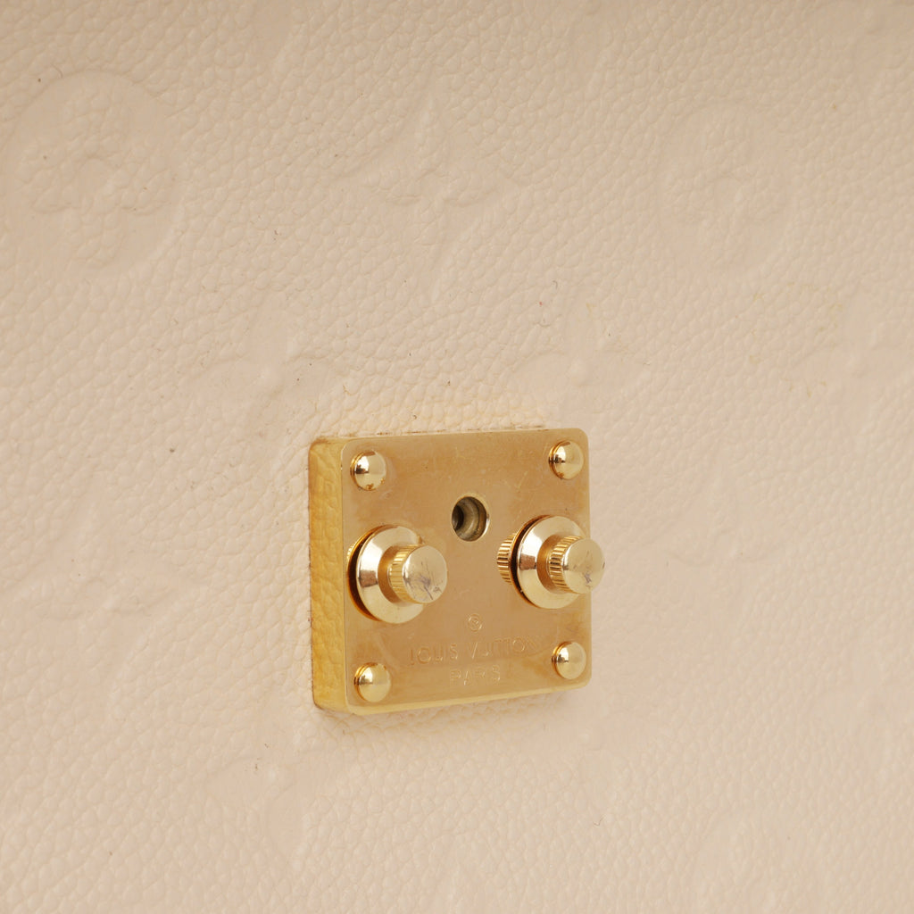 Louis Vuitton Pochette Métis