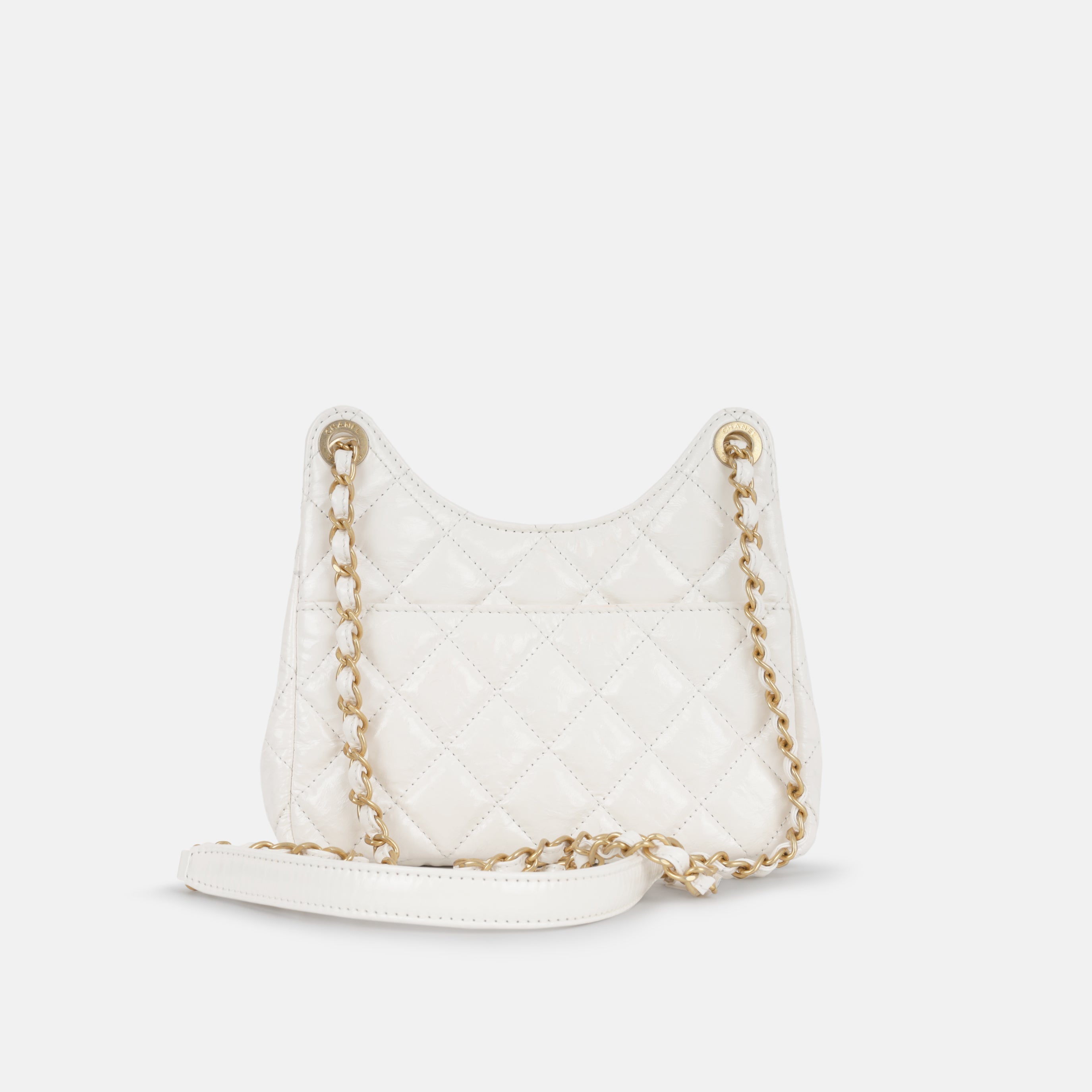 Chanel Cruise White Shiny Crumpled Calfskin Hobo Bag