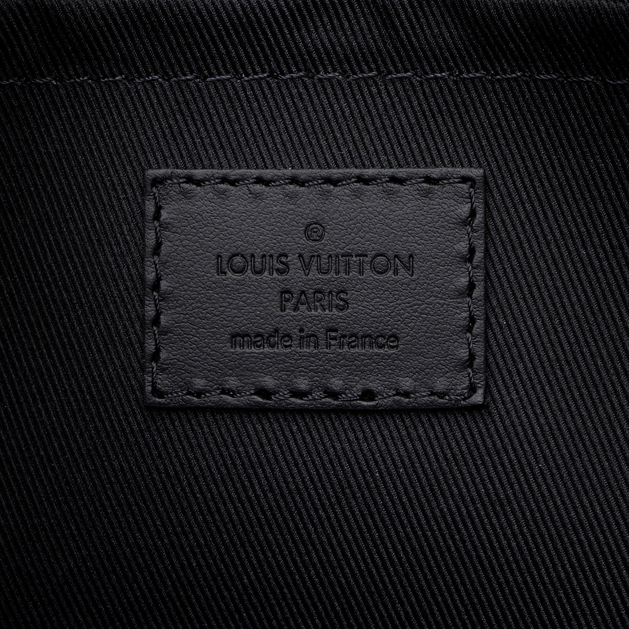 Louis Vuitton Calfskin Aerogram Keepall Bandouliere 25 Duffle (SHF-6CFRPb)