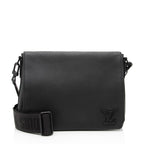 Louis Vuitton Calfskin Aerogram Takeoff Messenger Bag (SHF-QgVacu)