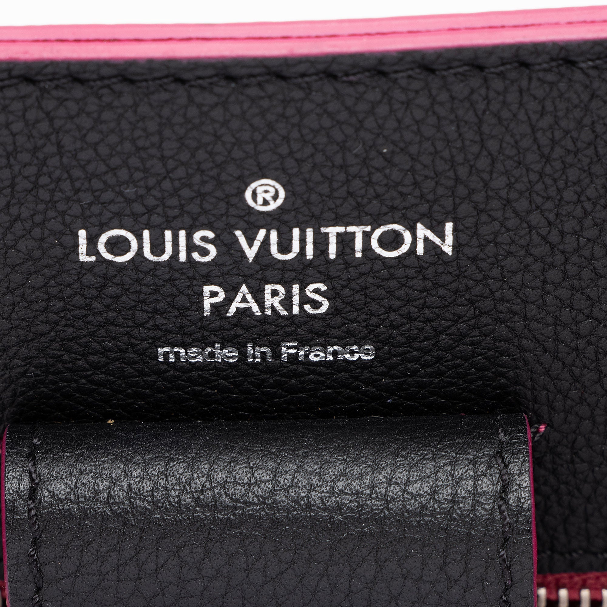 Louis Vuitton Calfskin Lockme Bucket Bag (SHF-nWTqG4)