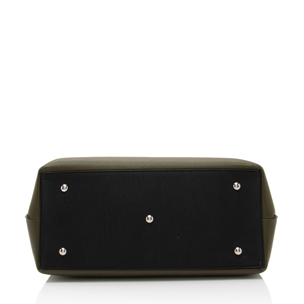Louis Vuitton Calfskin Lockme Day Tote (SHF-4AIww8)