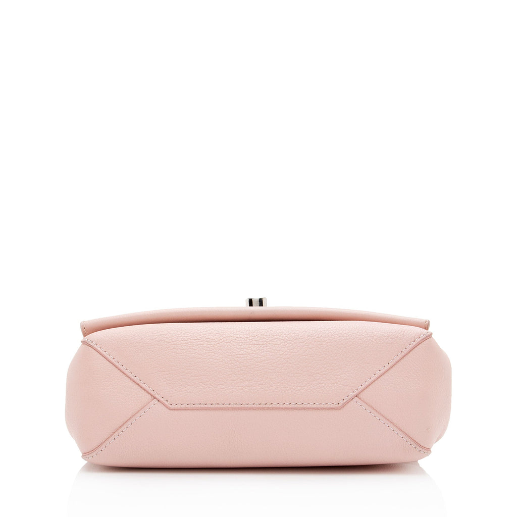 Louis Vuitton Calfskin Lockme II BB Shoulder Bag (SHF-6J0mNj)