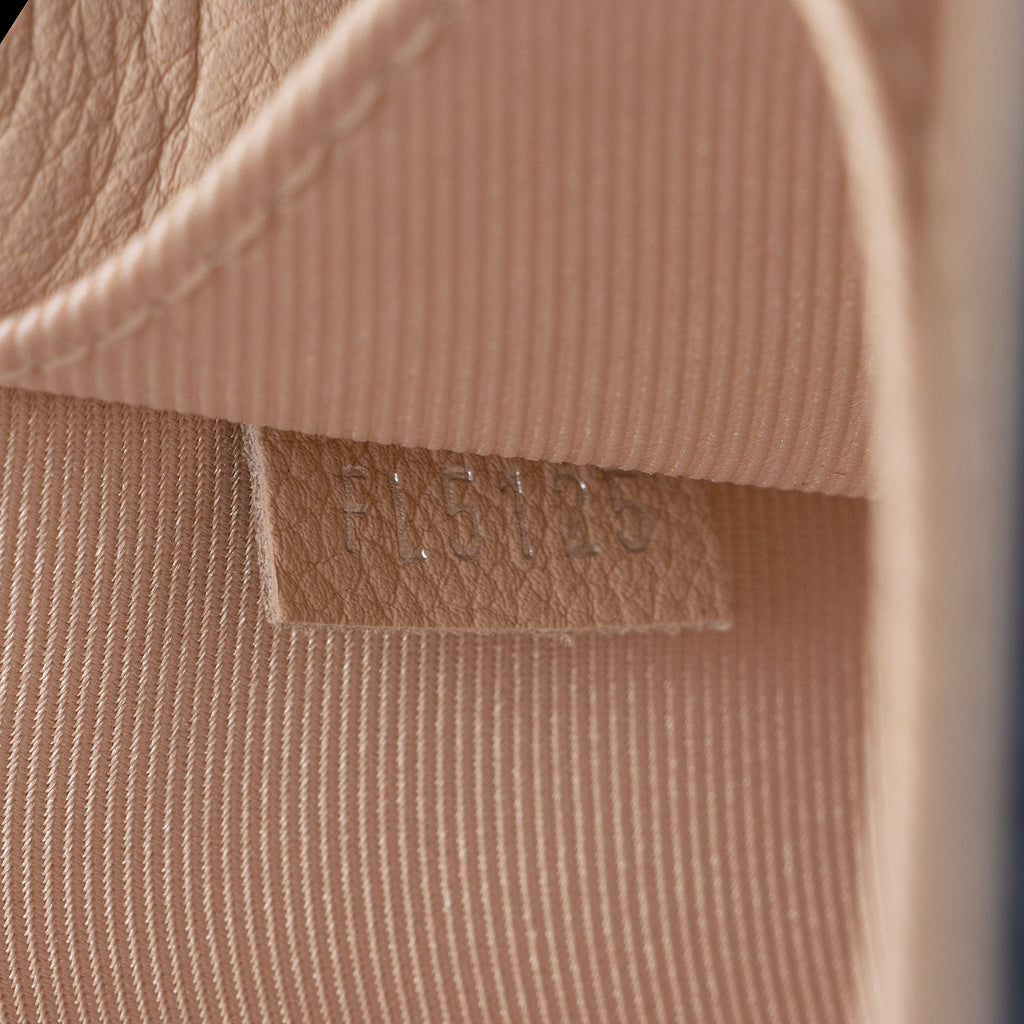 Louis Vuitton Calfskin Lockme II Satchel (SHF-SVCsUl)