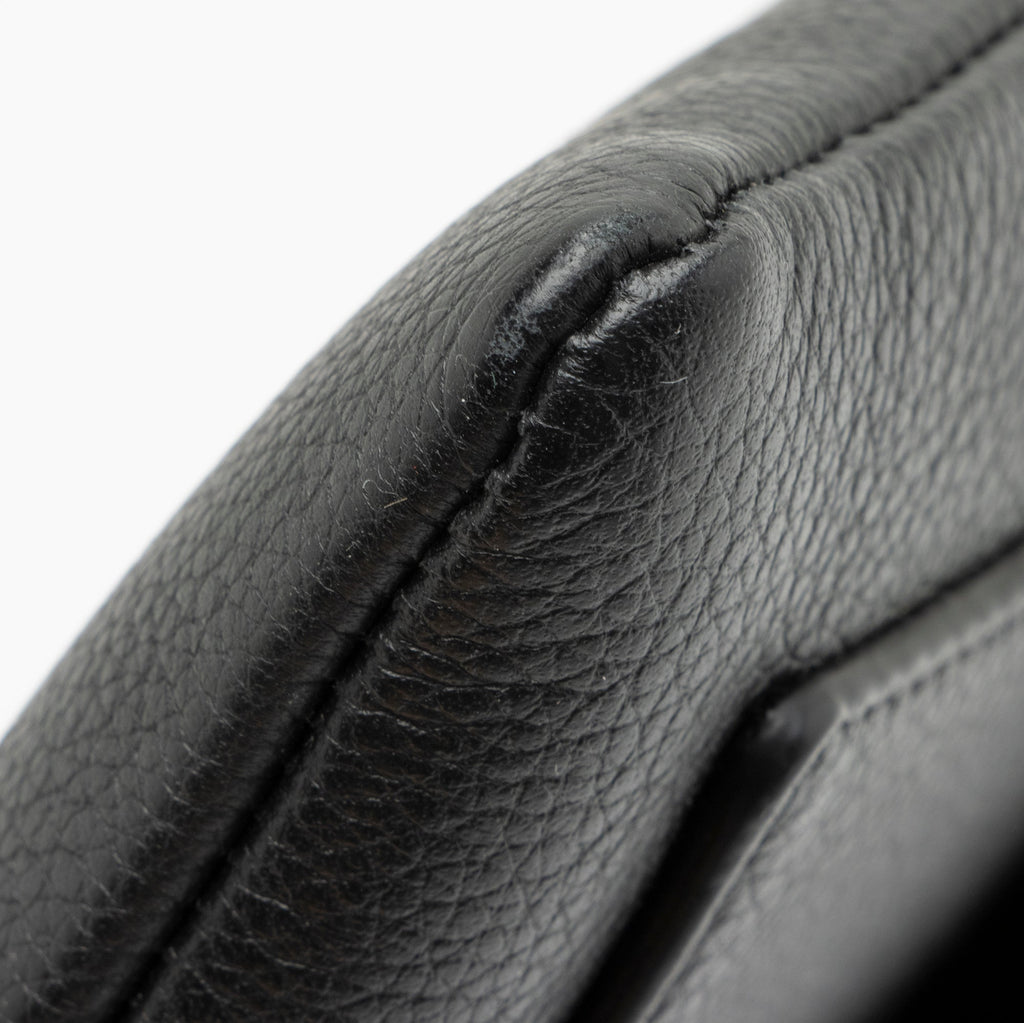 Louis Vuitton Calfskin MyLockme Pochette (SHF-23760)