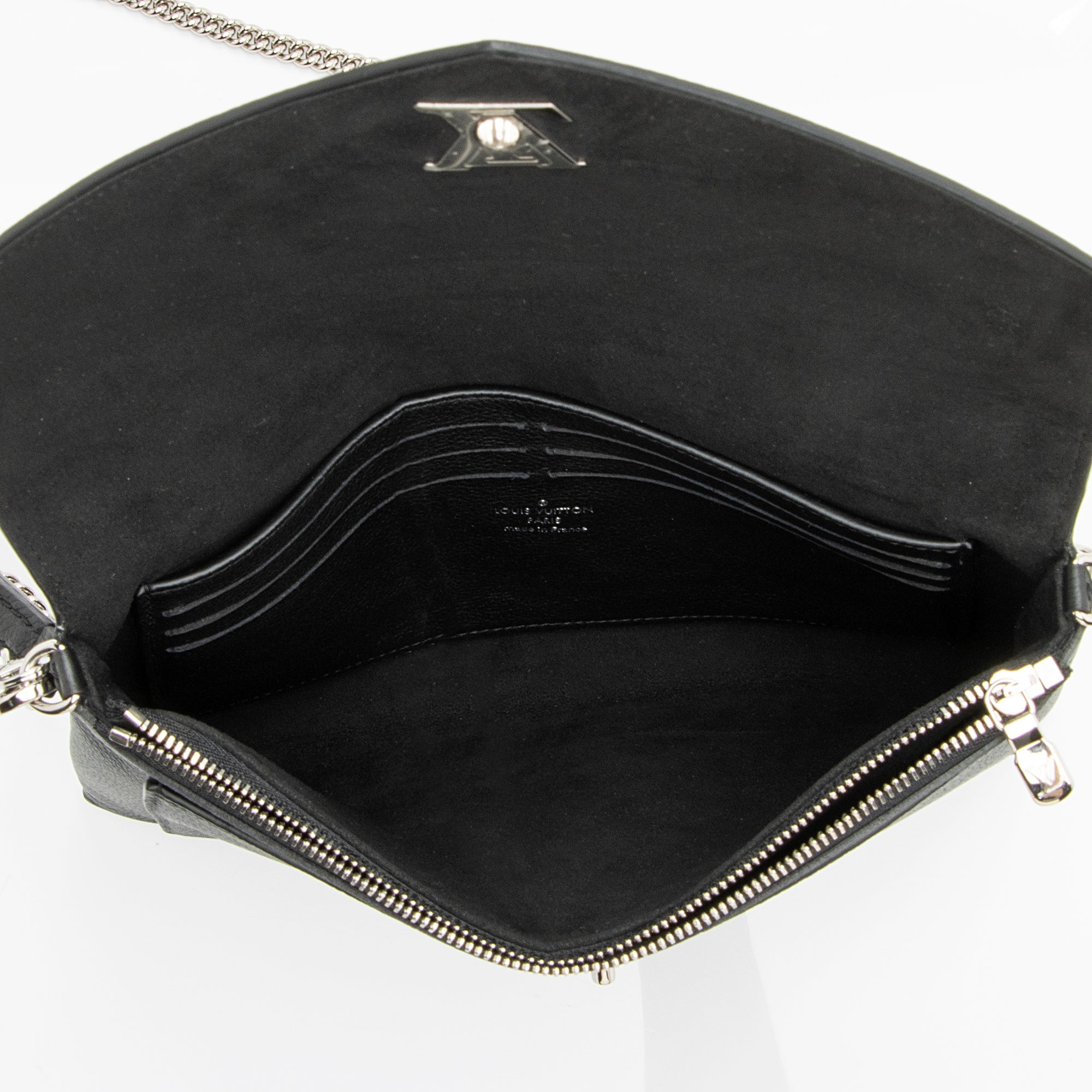 Louis Vuitton Calfskin MyLockme Pochette (SHF-23760)