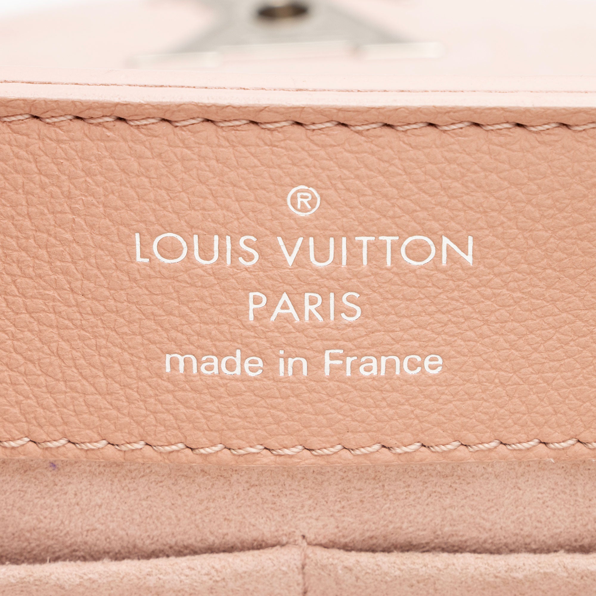 Louis Vuitton Calfskin Lockme Ever MM Top Handle (SHF-rz7iDD)