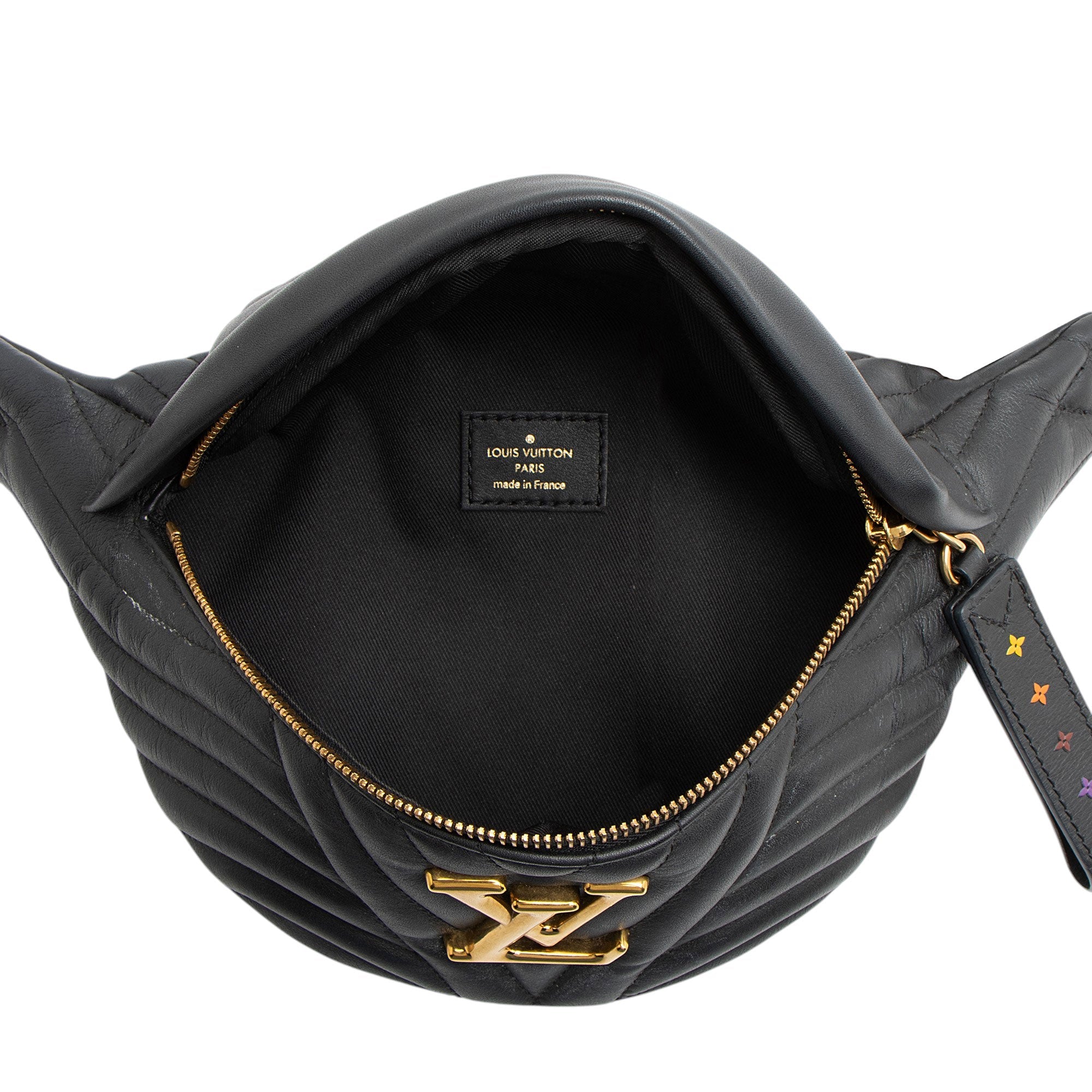 Louis Vuitton Calfskin New Wave Bumbag (SHF-XjMMSU)