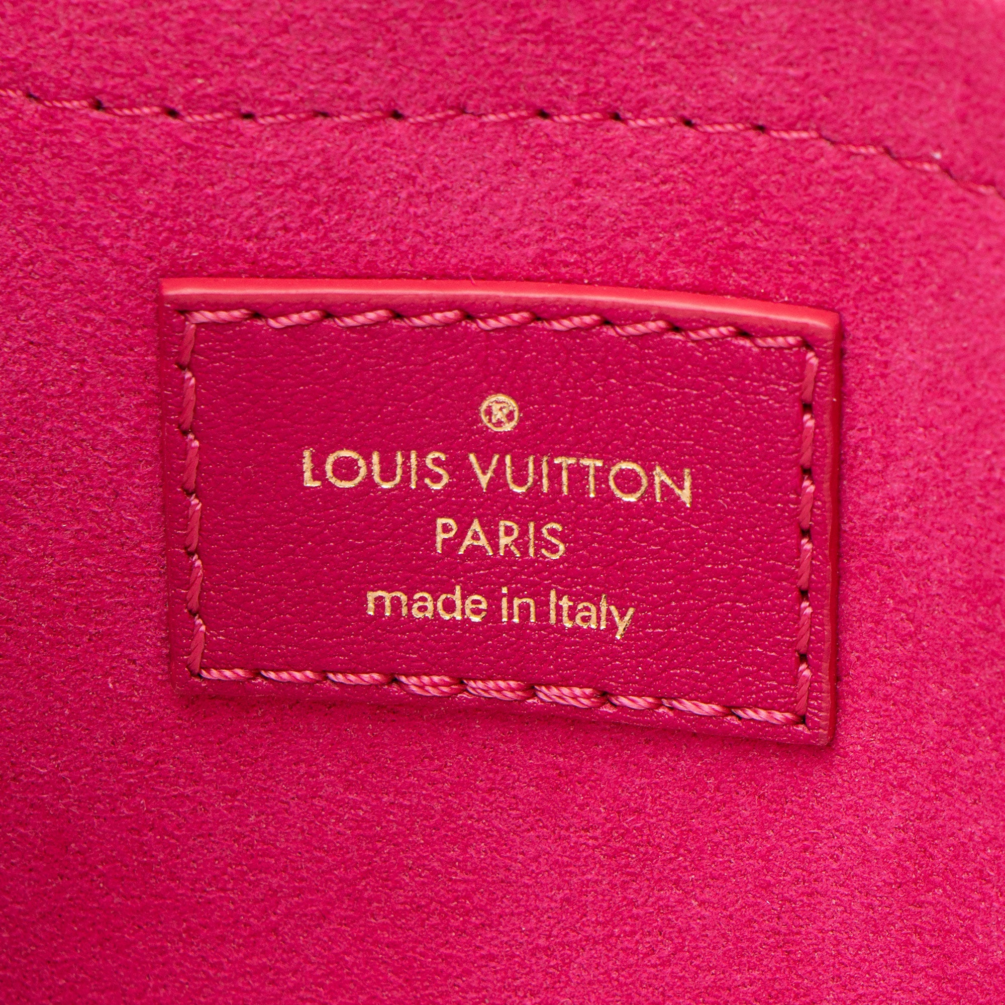 Louis Vuitton Calfskin New Wave Chain Shoulder Bag (SHF-ihtUHs)