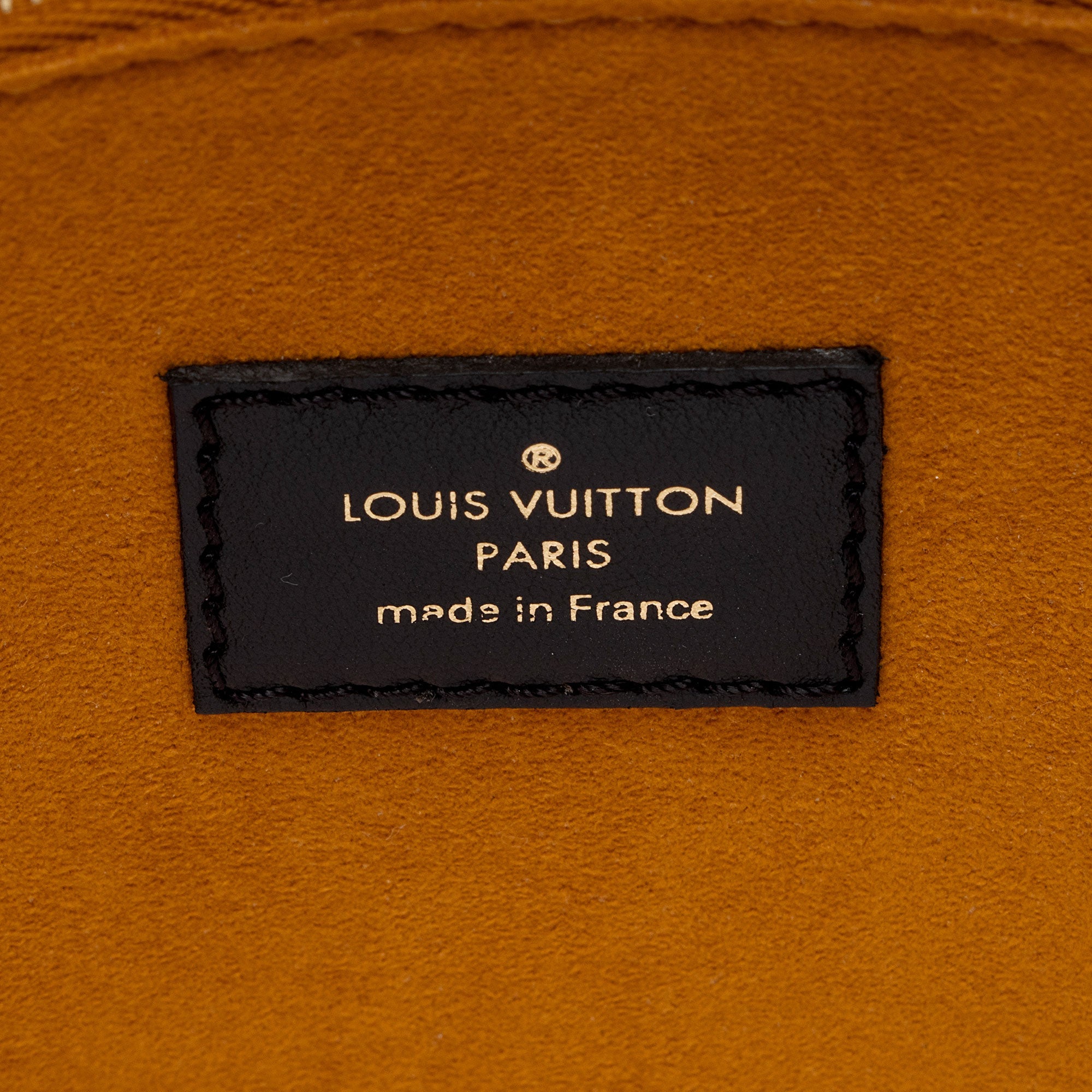 Louis Vuitton Calfskin Tufted Monogram Canvas On My Side MM Tote (SHF-rALkar)