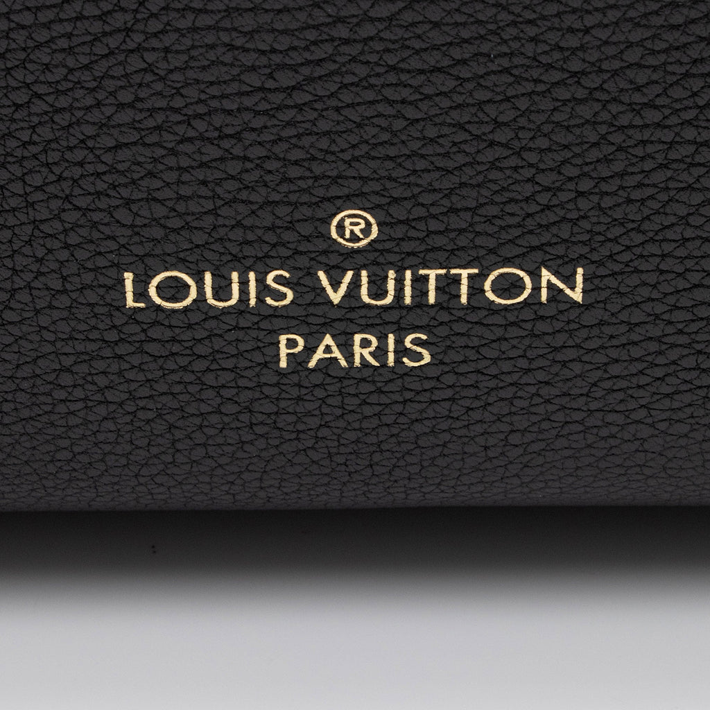 Louis Vuitton Calfskin Tufted Monogram Canvas On My Side MM Tote (SHF-rALkar)