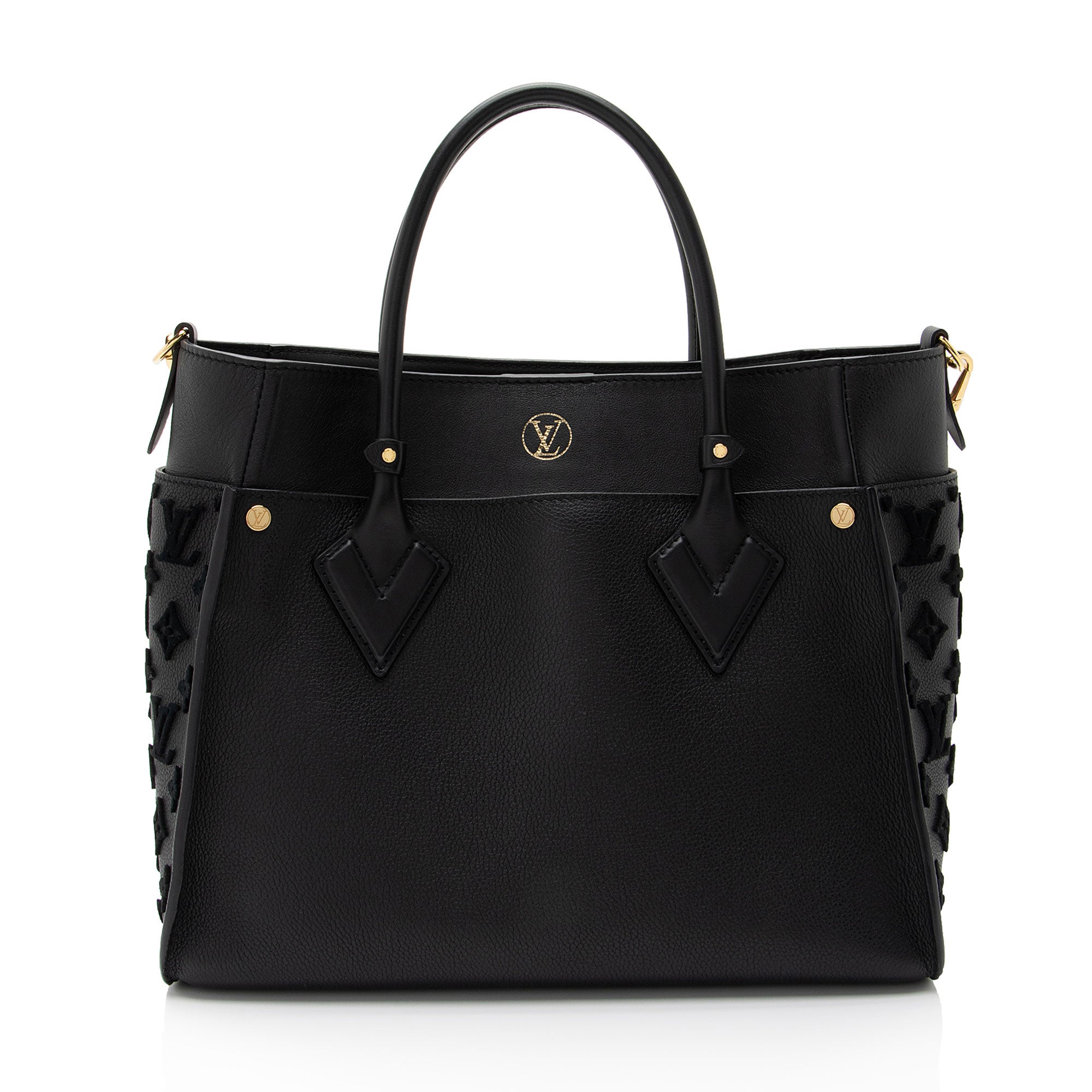 Louis Vuitton Calfskin Tufted Monogram Canvas On My Side MM Tote (SHF-WP5JFh)