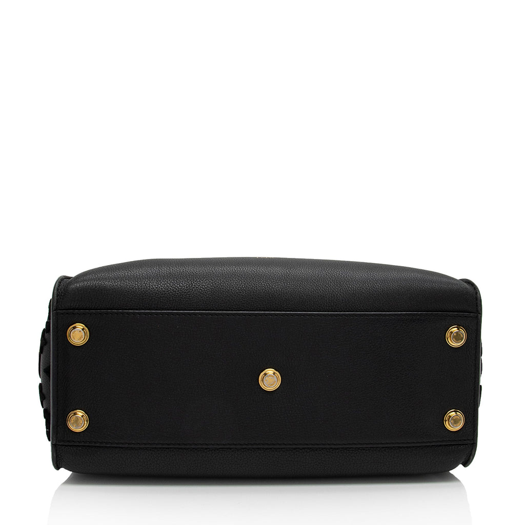 Louis Vuitton Calfskin Tufted Monogram Canvas On My Side MM Tote (SHF-QMhDUi)