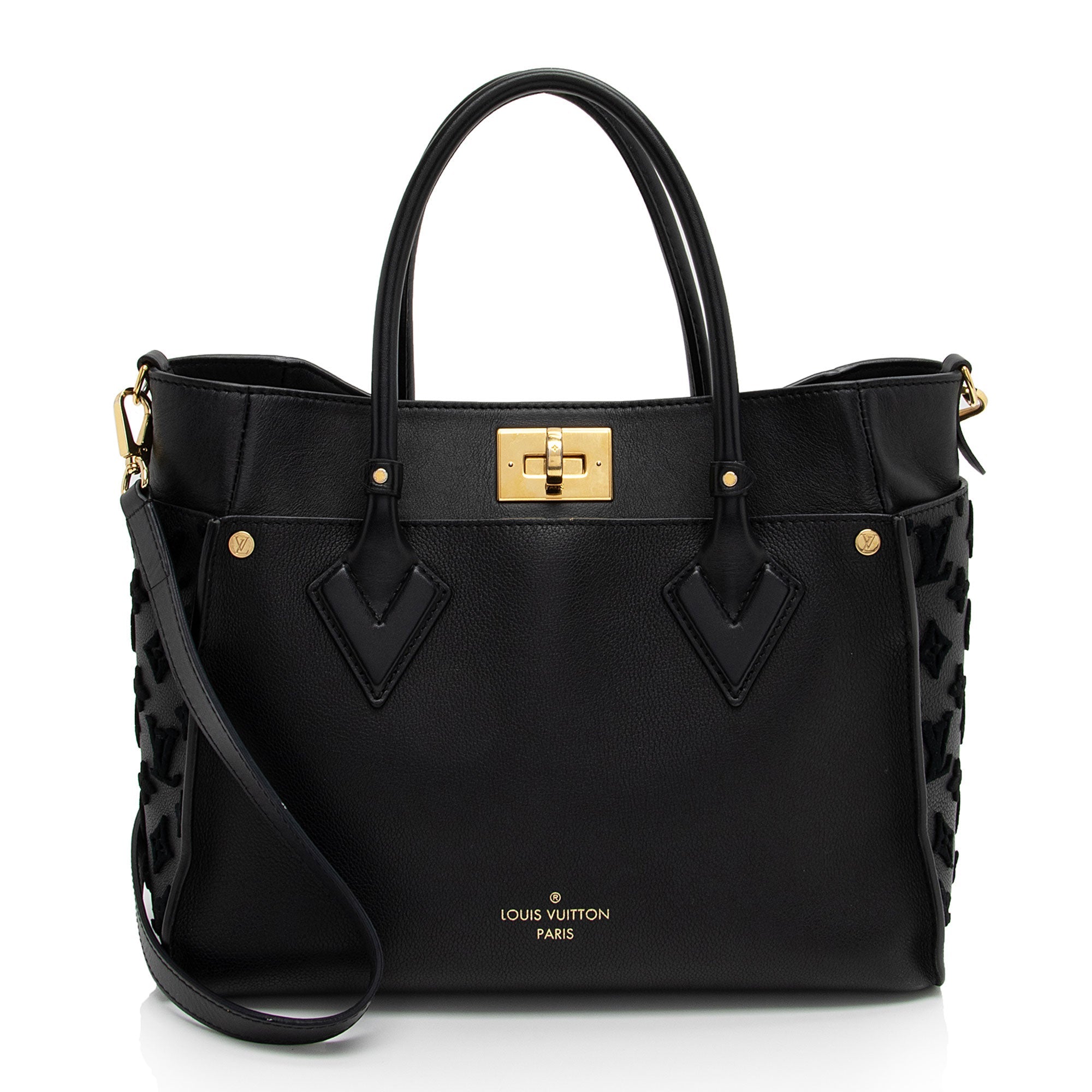 Louis Vuitton Calfskin Tufted Monogram Canvas On My Side MM Tote (SHF-QMhDUi)