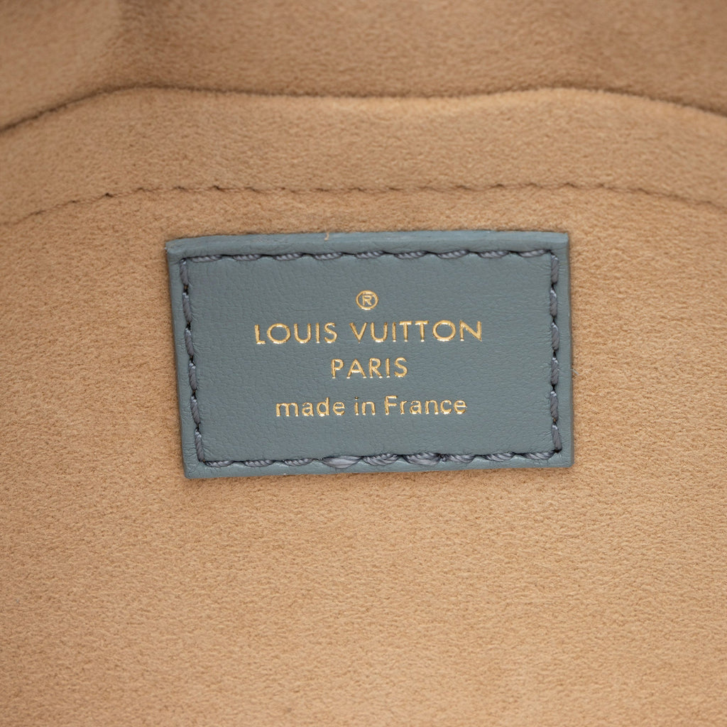 Louis Vuitton Damier Quilt Lambskin Troca PM Shoulder Bag (SHF-uMDcvw)
