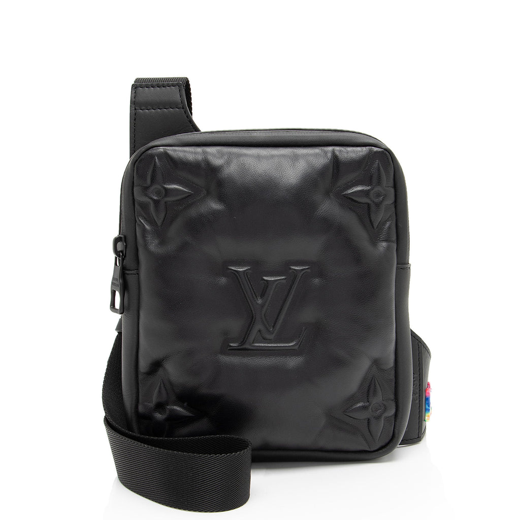 Louis Vuitton Giant Monogram Puffer Lambskin A4 Sling Bag (SHF-ARCDQH)