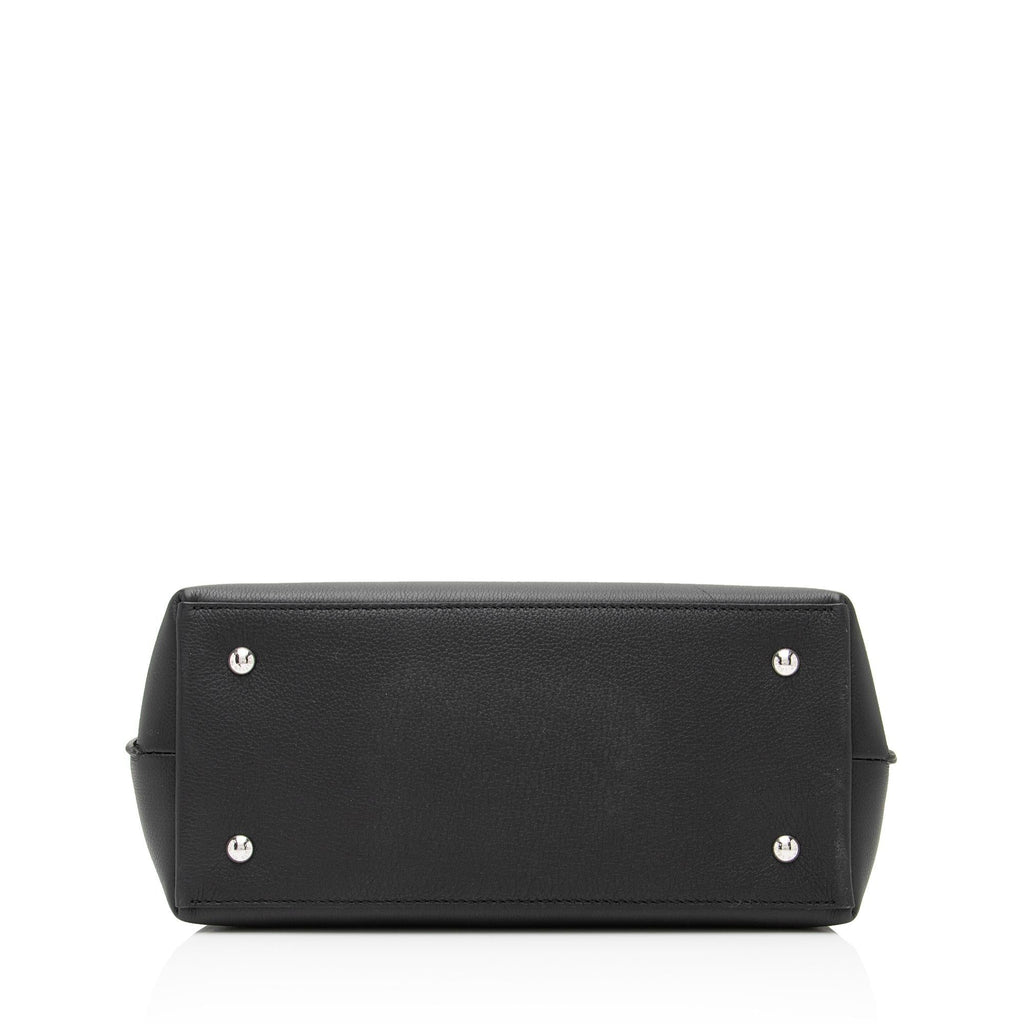 Louis Vuitton Grained Calfskin Lockme Ever MM Satchel (SHF-wlXBsa)