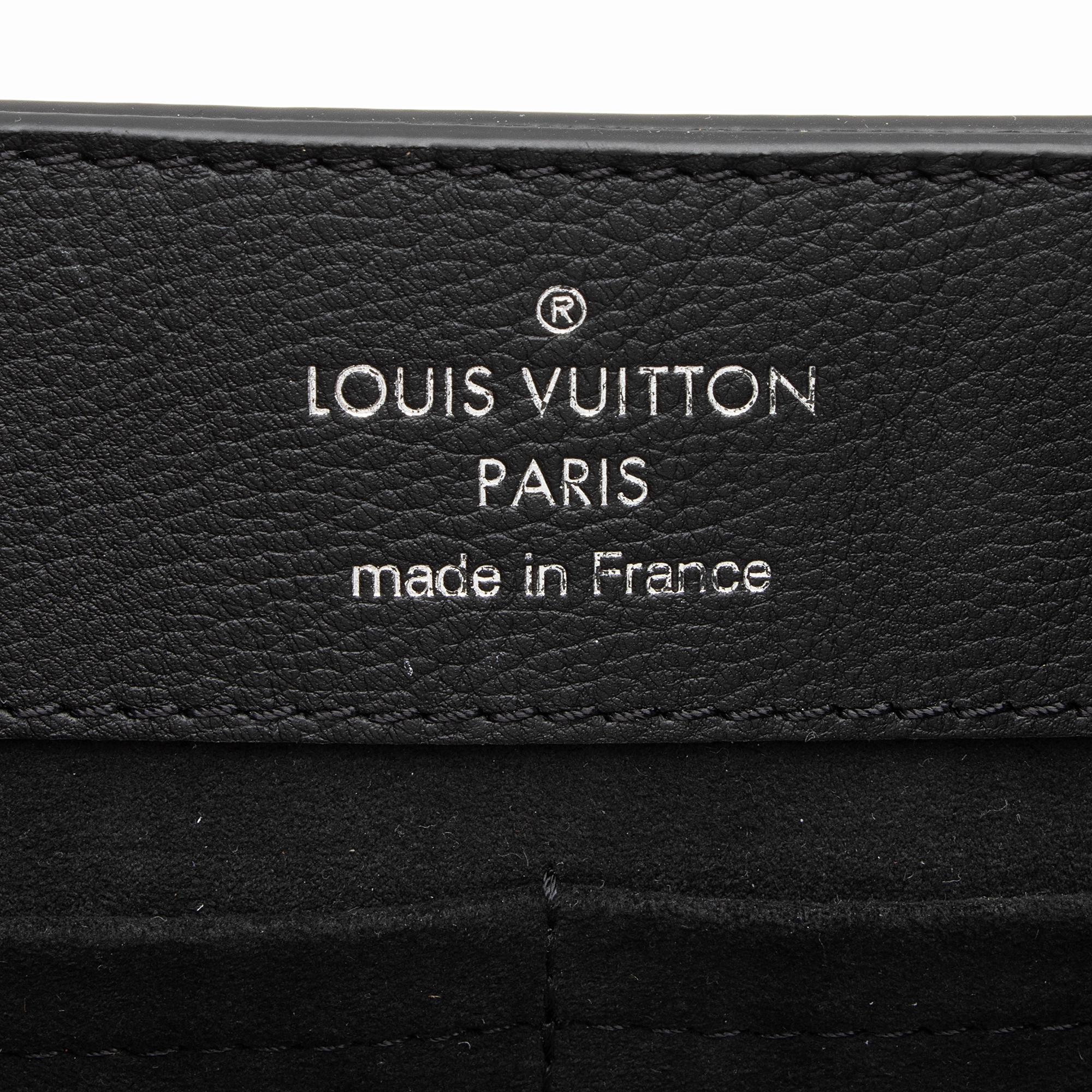 Louis Vuitton Grained Calfskin Lockme Ever MM Satchel (SHF-wlXBsa)